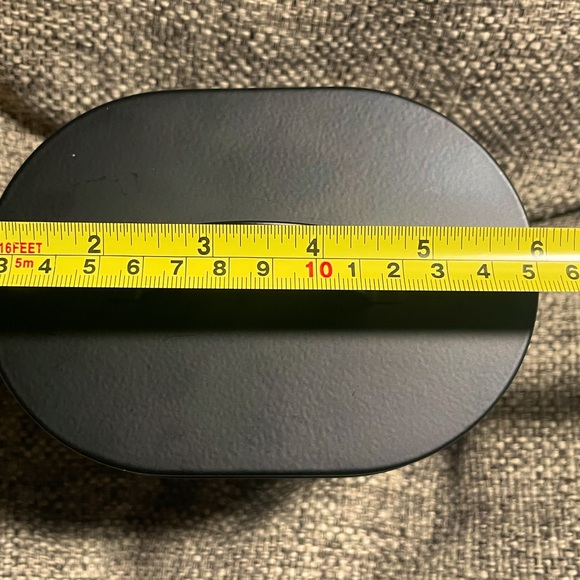 Small Black Lidded Treats Tin - Picture 6 of 6